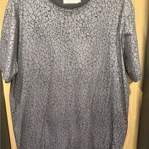 Eleven Paris Crackle Print T-Shirt – Bold Streetwear Style – Regular Fit